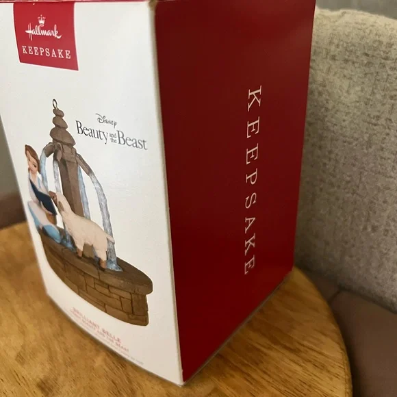 Hallmark Belle Ornament Disney beauty and the beast - Picture 10 of 10